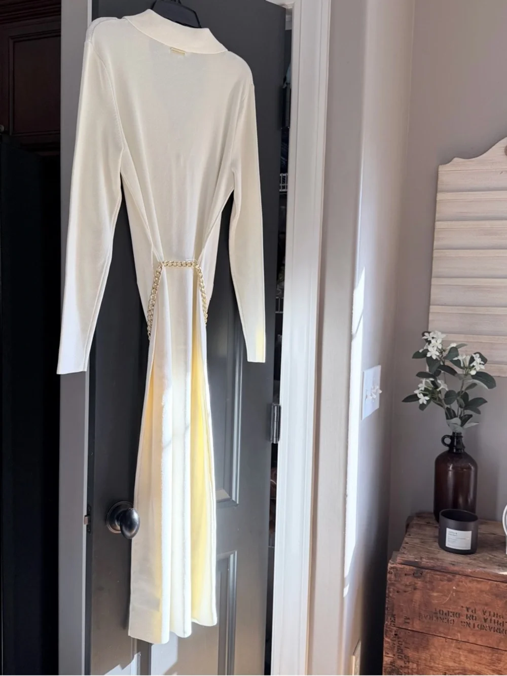 Michael KORS Stretch Signature Viscose Belted Gold Chain Midi Dress Ivory Medium